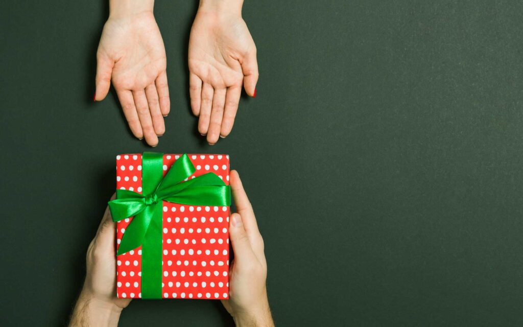 This holiday season, get your business in on the action by giving back to charitable efforts in your community.